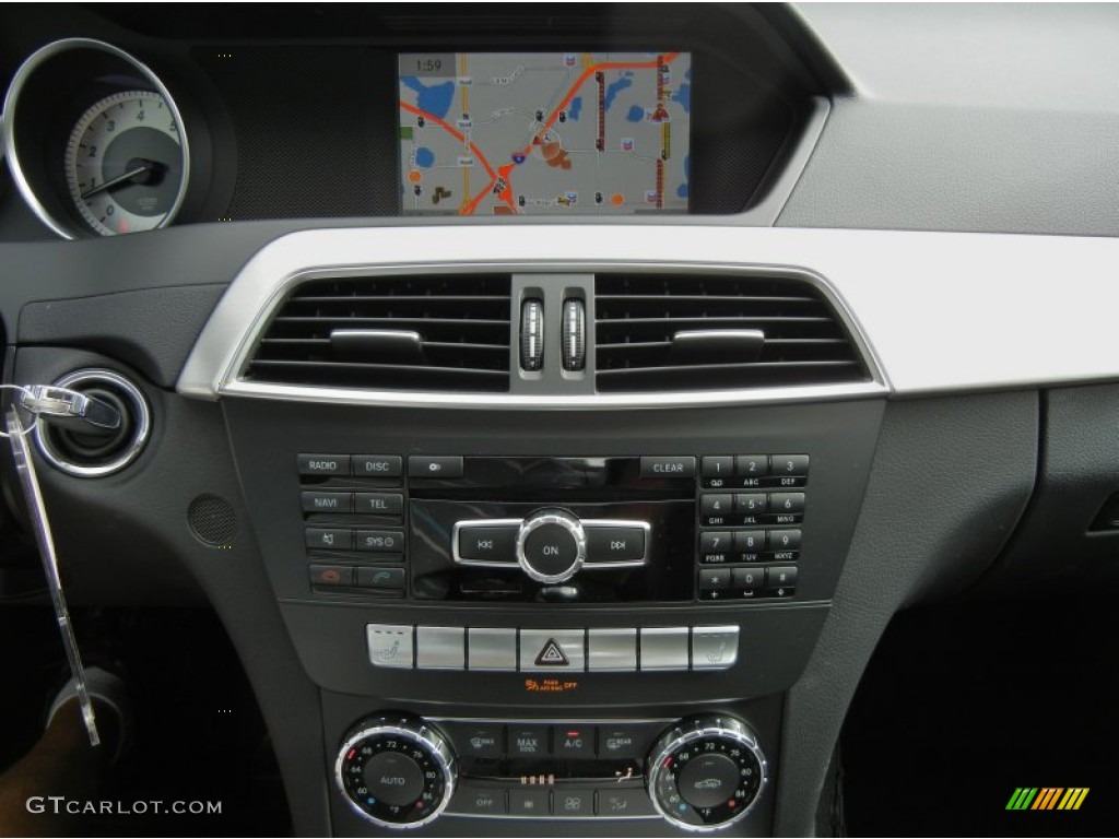 2013 Mercedes-Benz C 250 Coupe Controls Photo #74346691