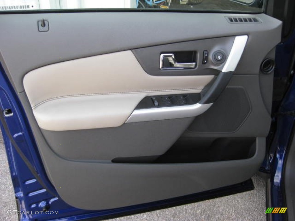 2013 Ford Edge SE AWD Medium Light Stone Door Panel Photo #74347766