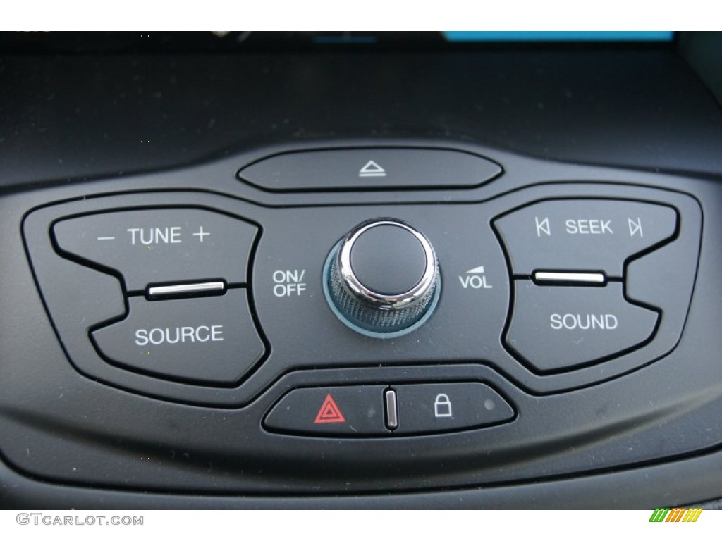 2013 Ford C-Max Hybrid SE Controls Photo #74347874