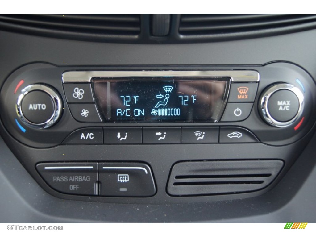 2013 Ford C-Max Hybrid SE Controls Photo #74347910