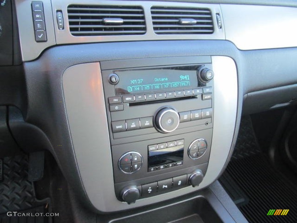 2013 Chevrolet Silverado 1500 LTZ Extended Cab 4x4 Controls Photo #74348961