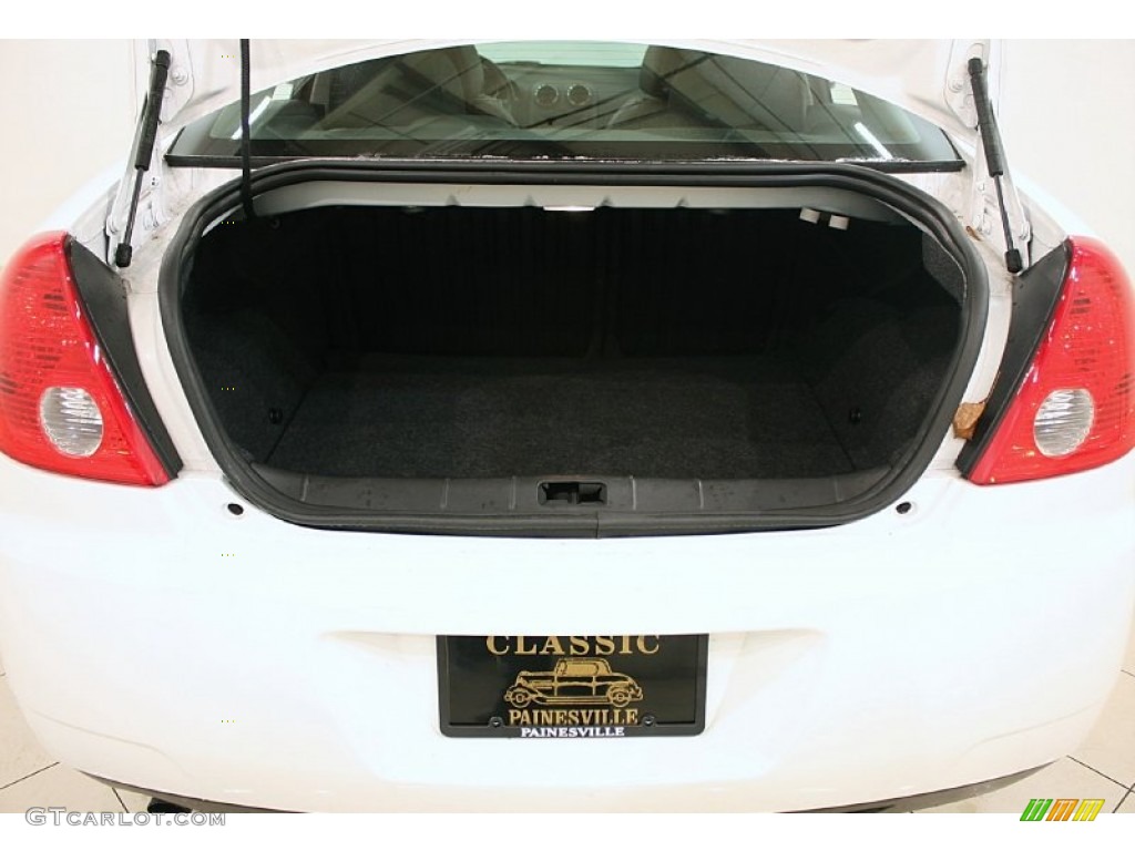 2010 G6 GT Sedan - Summit White / Ebony photo #25
