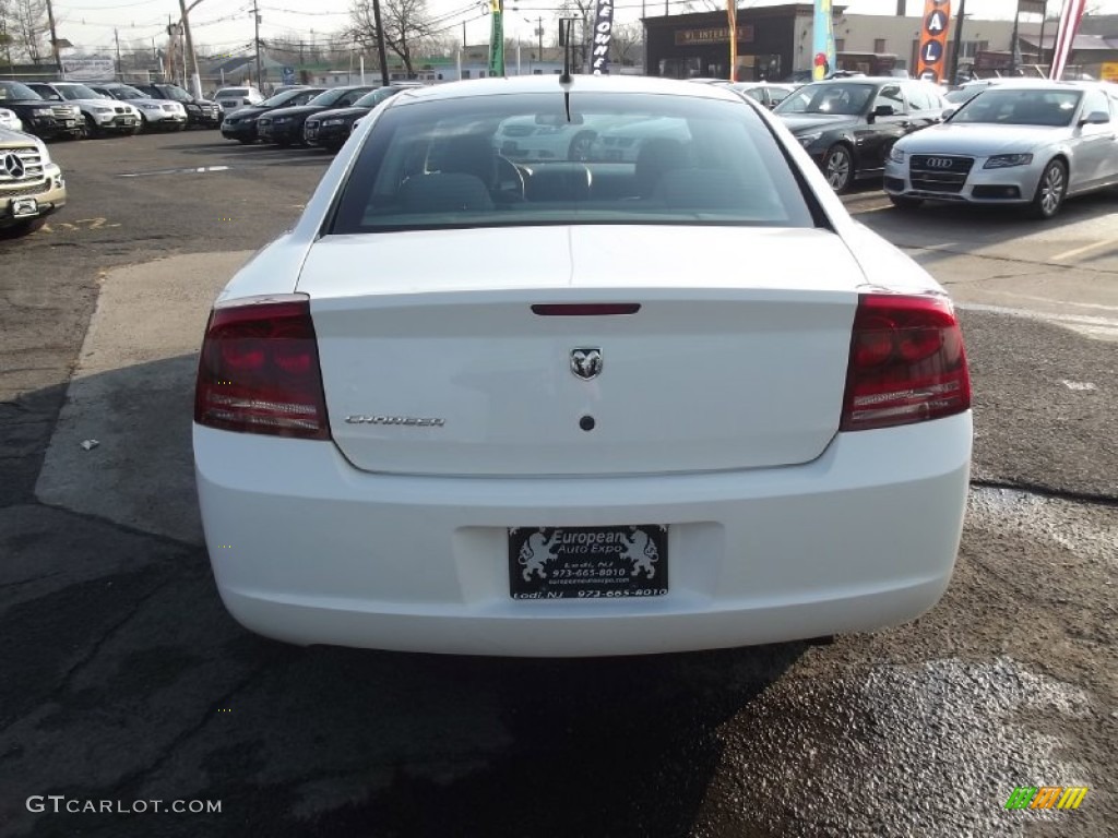2008 Charger SE - Cool Vanilla Clear Coat / Dark Slate Gray photo #5
