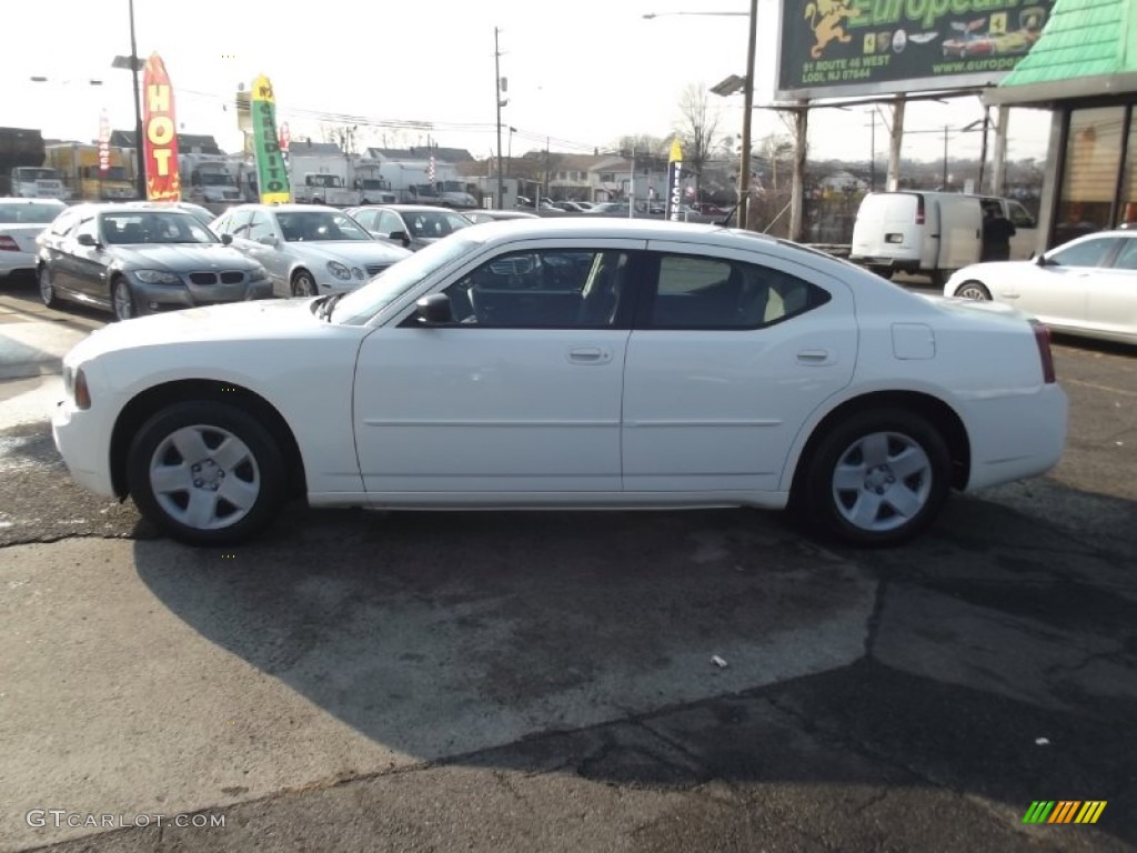 2008 Charger SE - Cool Vanilla Clear Coat / Dark Slate Gray photo #7