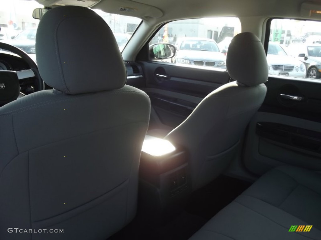 2008 Charger SE - Cool Vanilla Clear Coat / Dark Slate Gray photo #12