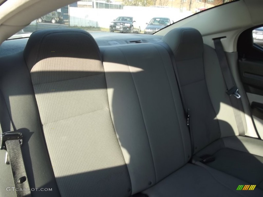 2008 Charger SE - Cool Vanilla Clear Coat / Dark Slate Gray photo #17