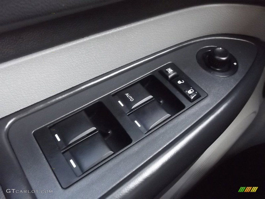 2008 Charger SE - Cool Vanilla Clear Coat / Dark Slate Gray photo #18