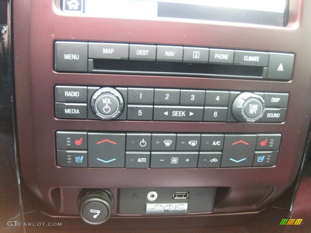 2010 Ford F150 Harley-Davidson SuperCrew 4x4 Controls Photo #74351648