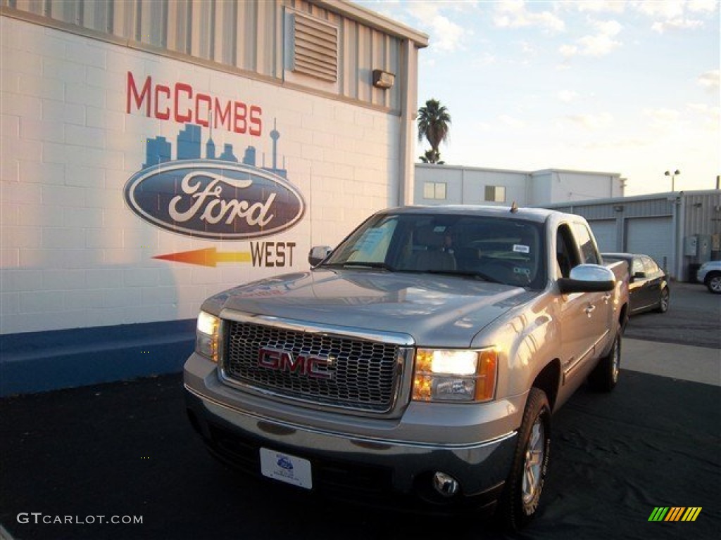 Silver Birch Metallic GMC Sierra 1500