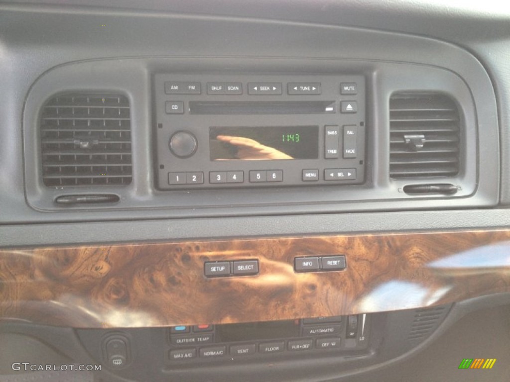 2006 Grand Marquis LS - Silver Birch Metallic / Charcoal Black photo #12