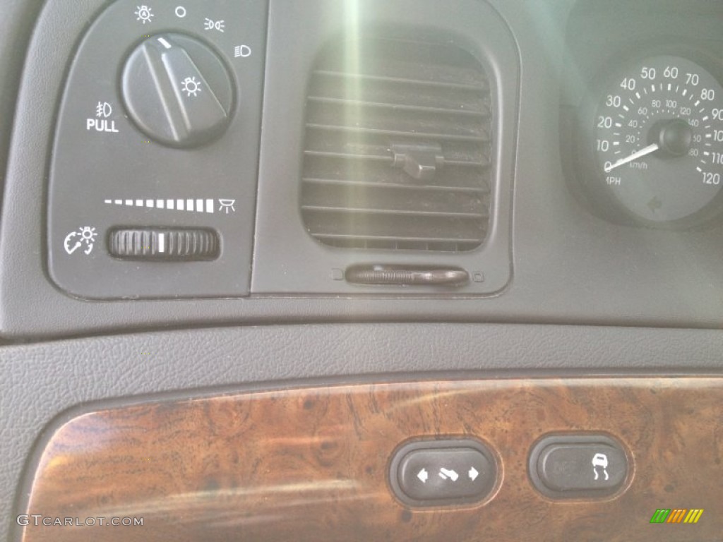 2006 Grand Marquis LS - Silver Birch Metallic / Charcoal Black photo #13