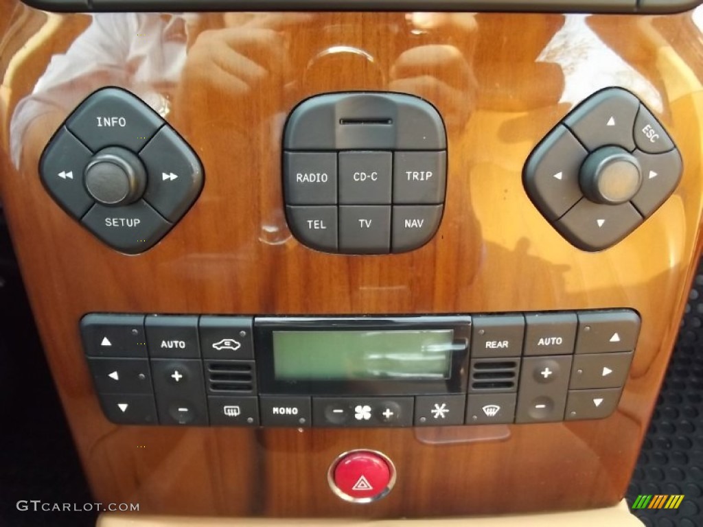 2007 Maserati Quattroporte Sport GT Controls Photo #74355560