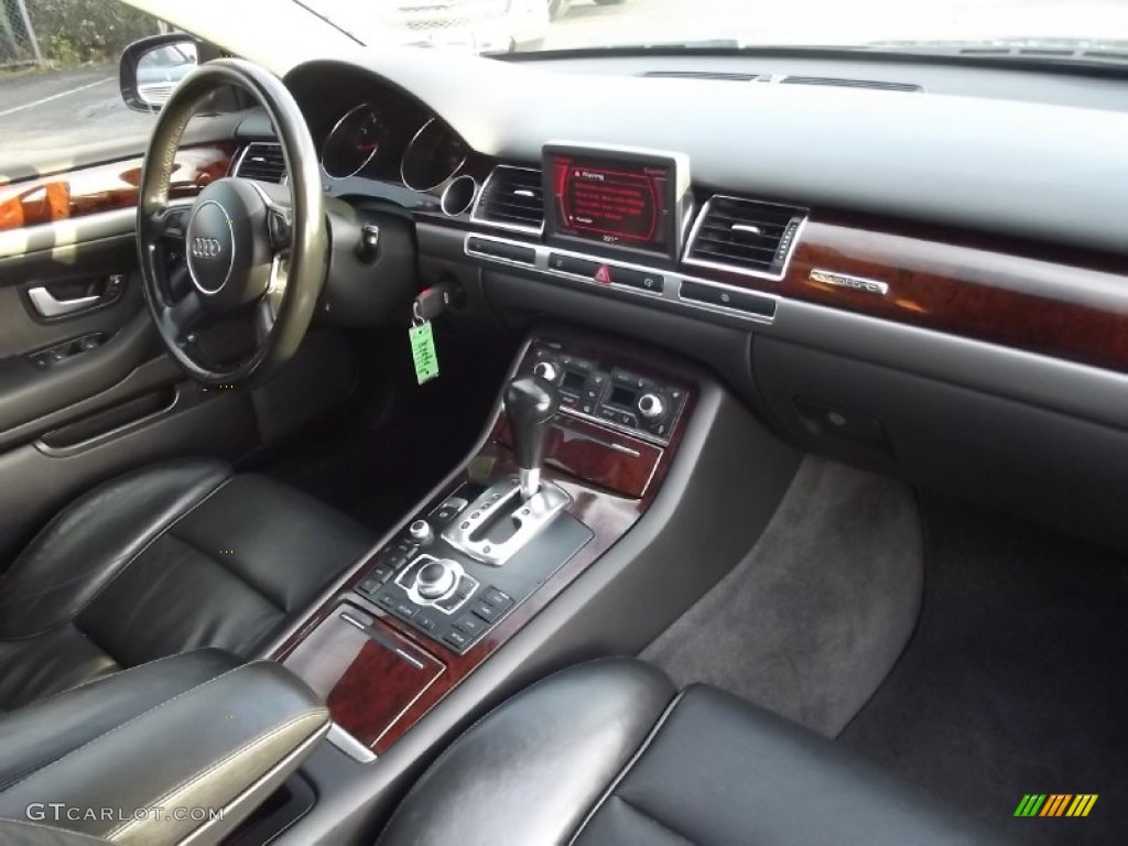 2005 A8 L 4.2 quattro - Brilliant Black / Black photo #16
