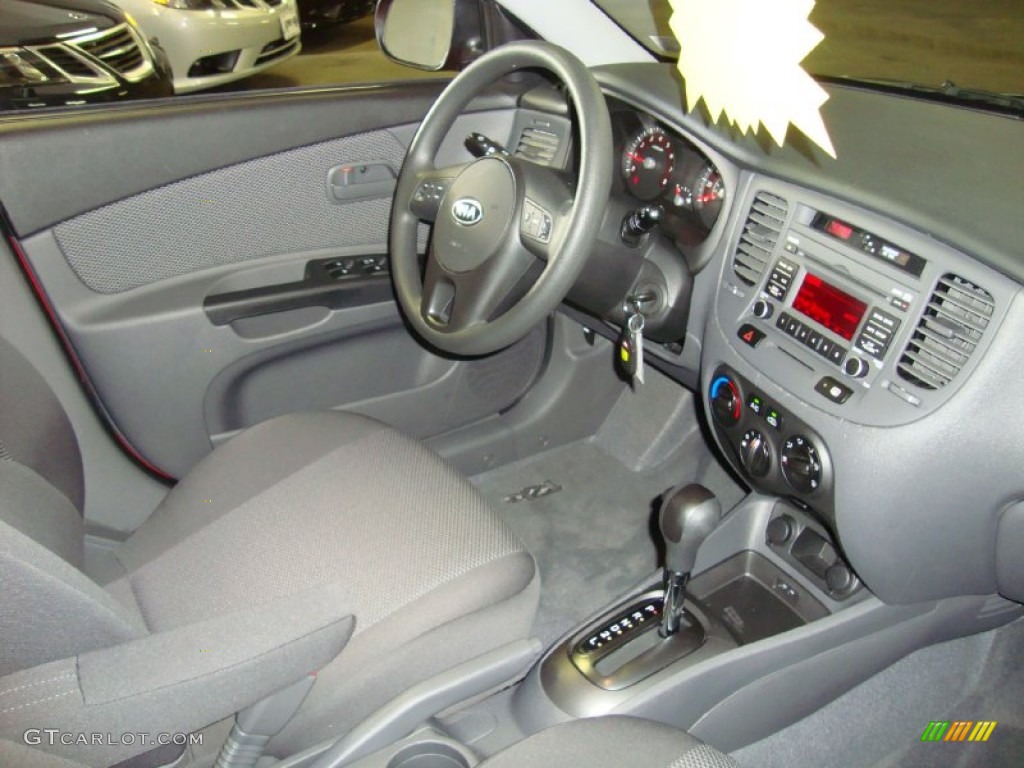 Gray Interior 2010 Kia Rio Rio5 LX Hatchback Photo #74356796