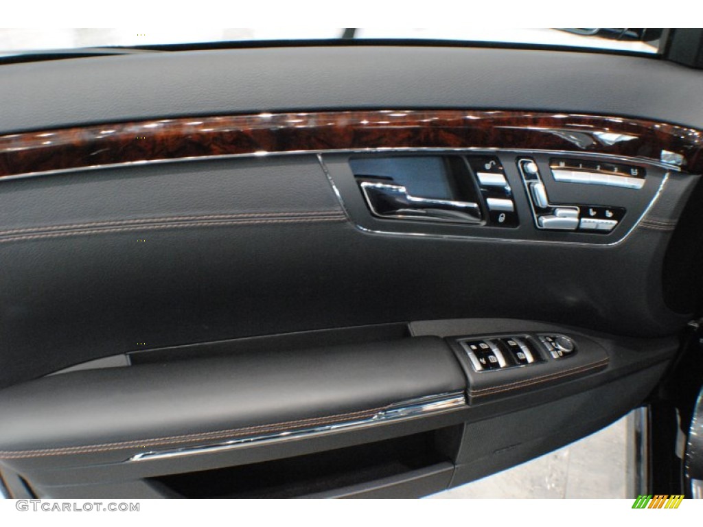 2011 Mercedes-Benz S 550 4Matic Sedan Black Door Panel Photo #74357681