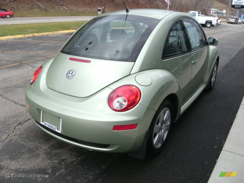 Gecko Green Metallic 2007 Volkswagen New Beetle 2.5 Coupe Exterior Photo #74359076
