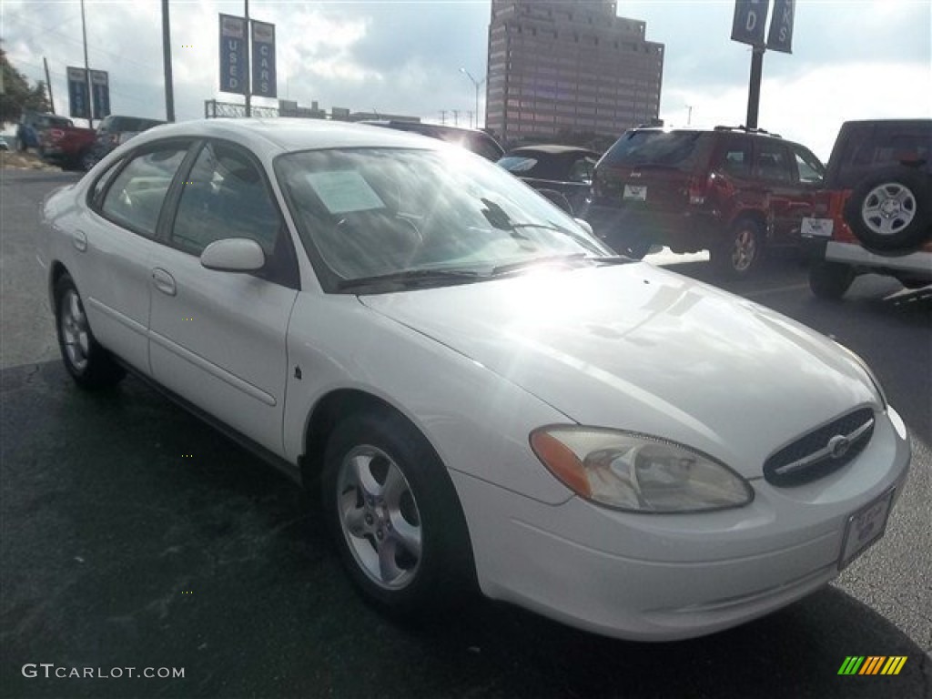 2001 Taurus SES - Vibrant White / Medium Parchment photo #1