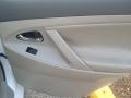 Super White - Camry LE Photo No. 21