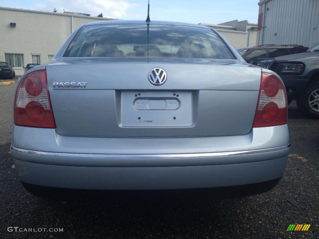 2003 Passat GLS Sedan - Reflex Silver Metallic / Grey photo #5