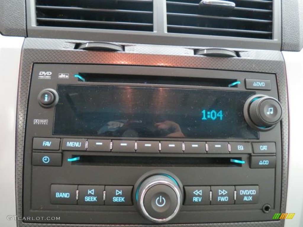 2011 Chevrolet Traverse LTZ AWD Audio System Photos