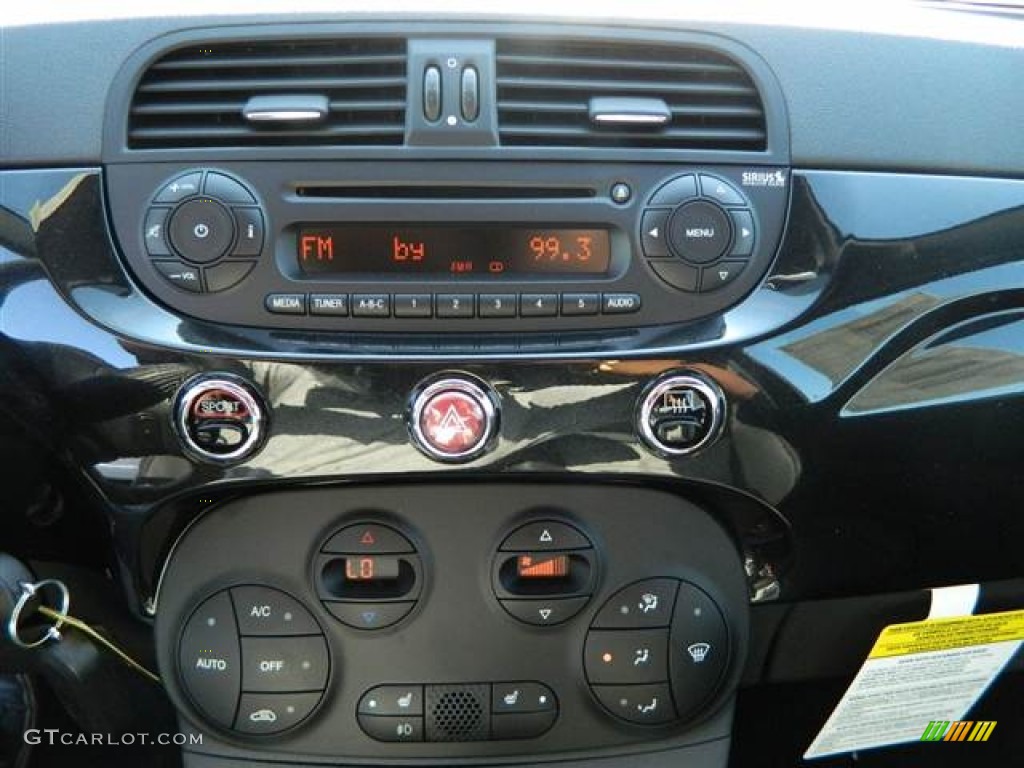 2013 Fiat 500 Turbo Controls Photo #74369956