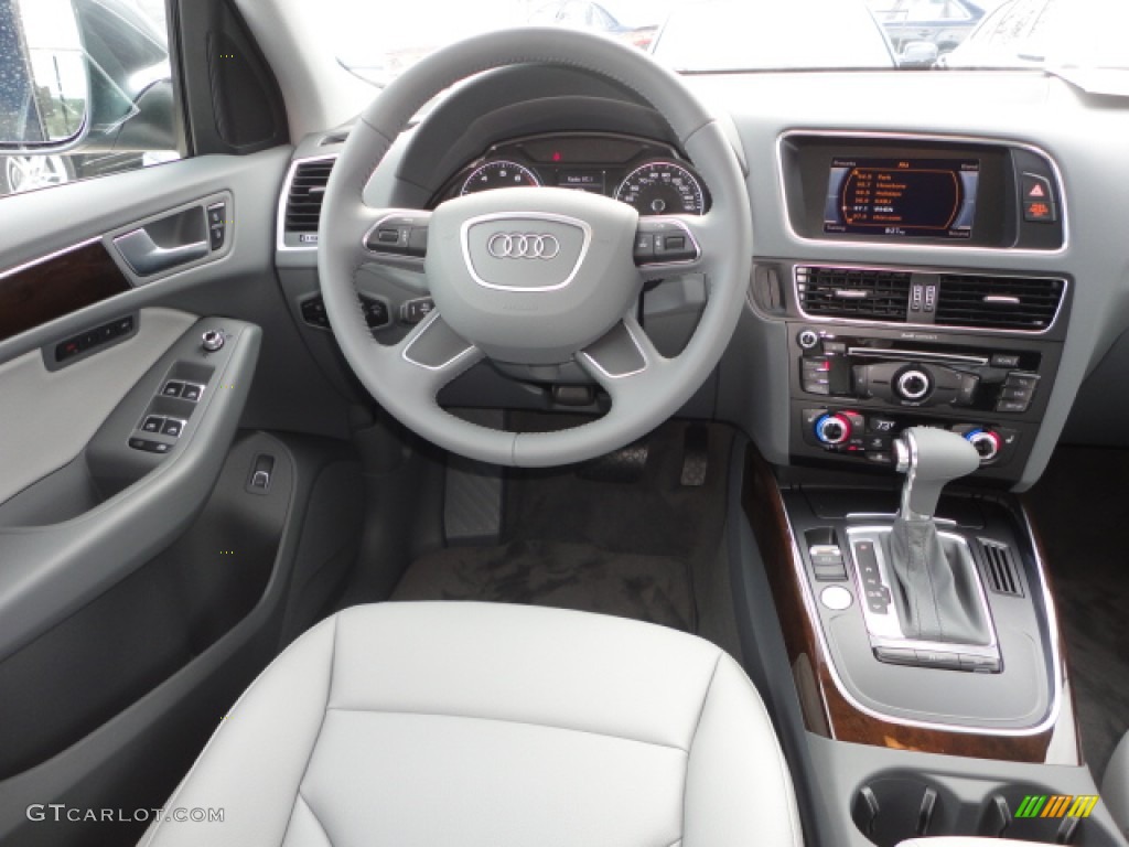 2013 Q5 2.0 TFSI quattro - Monsoon Gray Metallic / Steel Grey photo #8