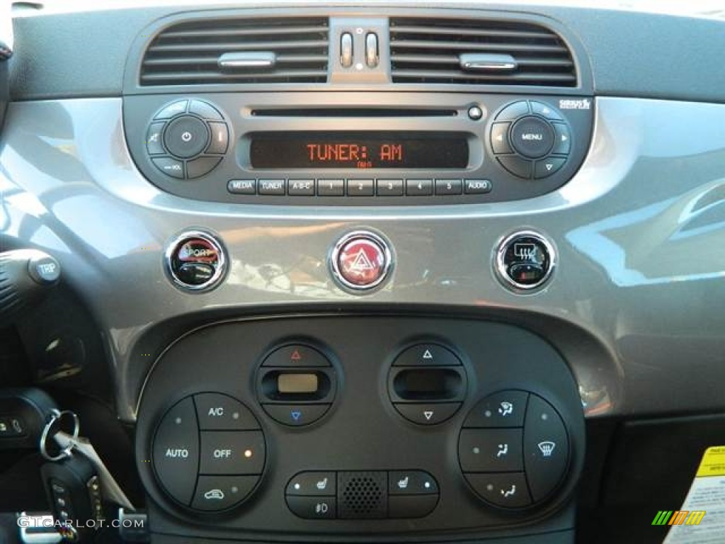 2013 Fiat 500 Abarth Controls Photo #74371137