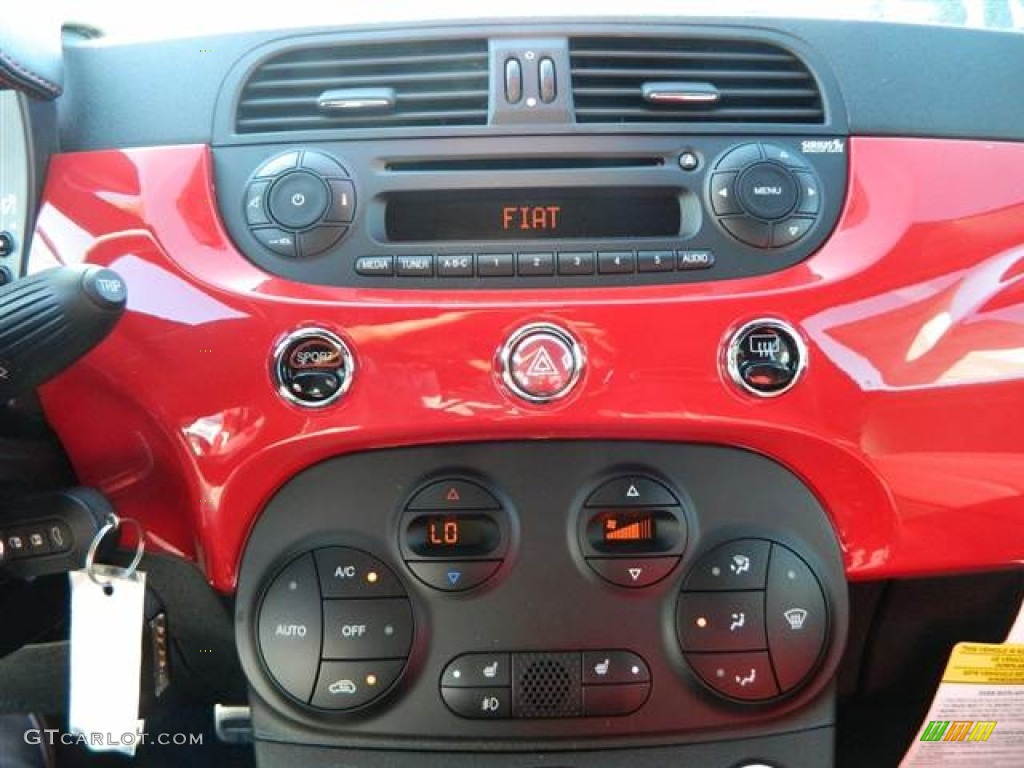 2013 Fiat 500 Abarth Controls Photo #74371327