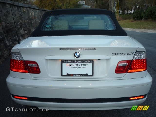 2005 3 Series 325i Convertible - Alpine White / Sand photo #14