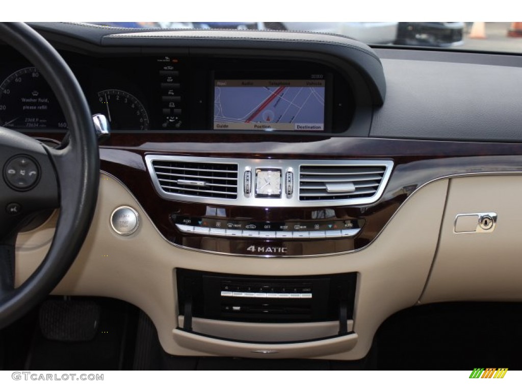 2007 Mercedes-Benz S 550 4Matic Sedan Controls Photo #74377615