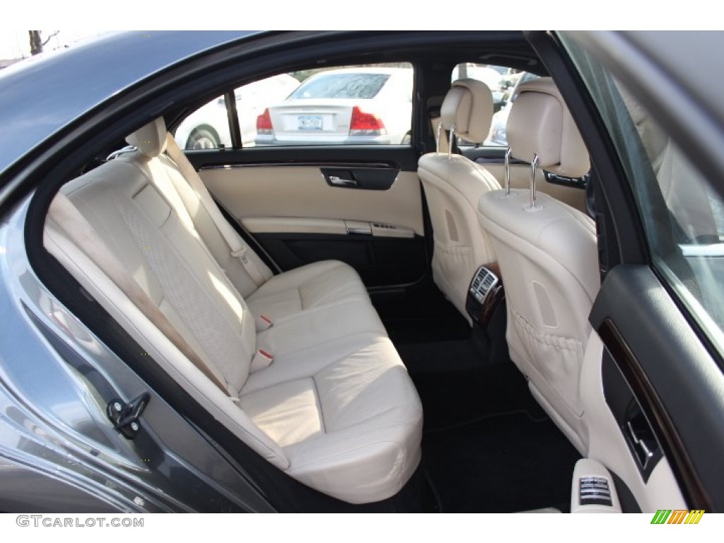 Beige/Black Interior 2007 Mercedes-Benz S 550 4Matic Sedan Photo #74377724