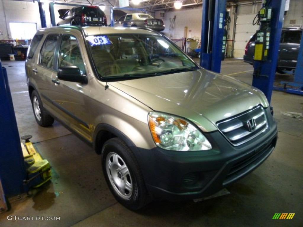 2005 CR-V LX 4WD - Sahara Sand Metallic / Ivory photo #1