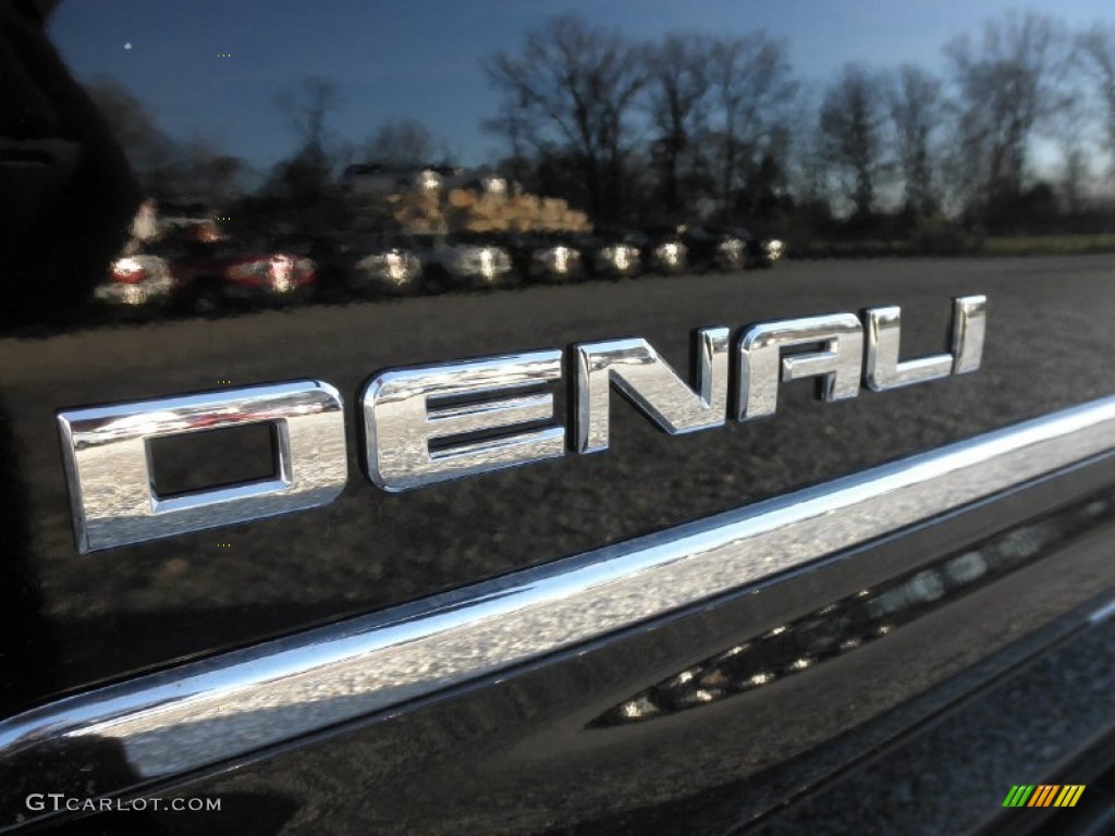 2013 GMC Sierra 1500 Denali Crew Cab AWD Marks and Logos Photos