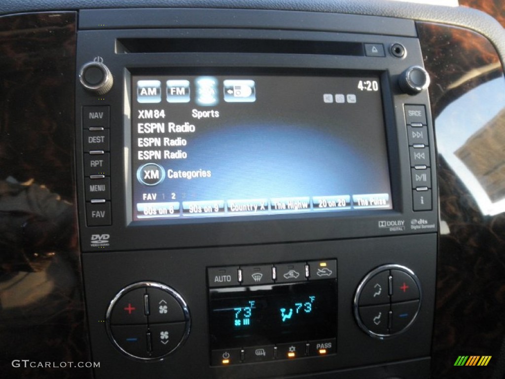 2013 GMC Sierra 1500 Denali Crew Cab AWD Controls Photo #74380078