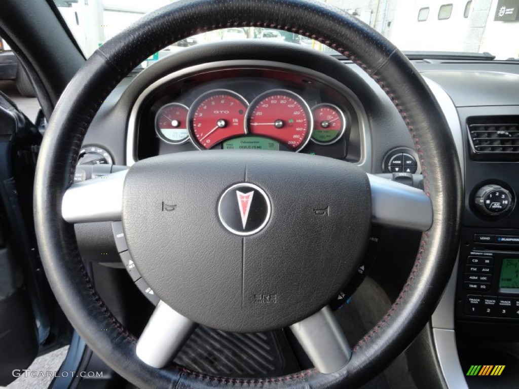 2006 Pontiac GTO Coupe Black Steering Wheel Photo #74380440