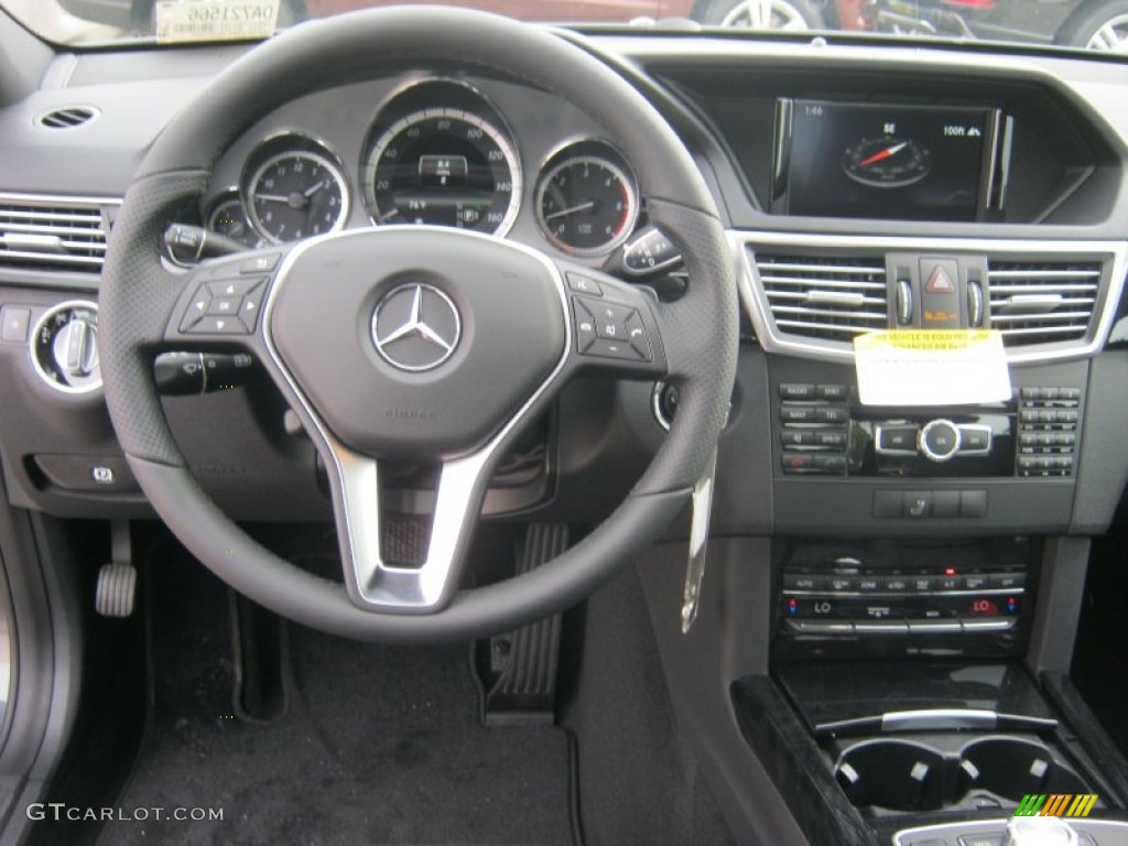 2013 Mercedes-Benz E 350 BlueTEC Sedan Black Steering Wheel Photo #74380742