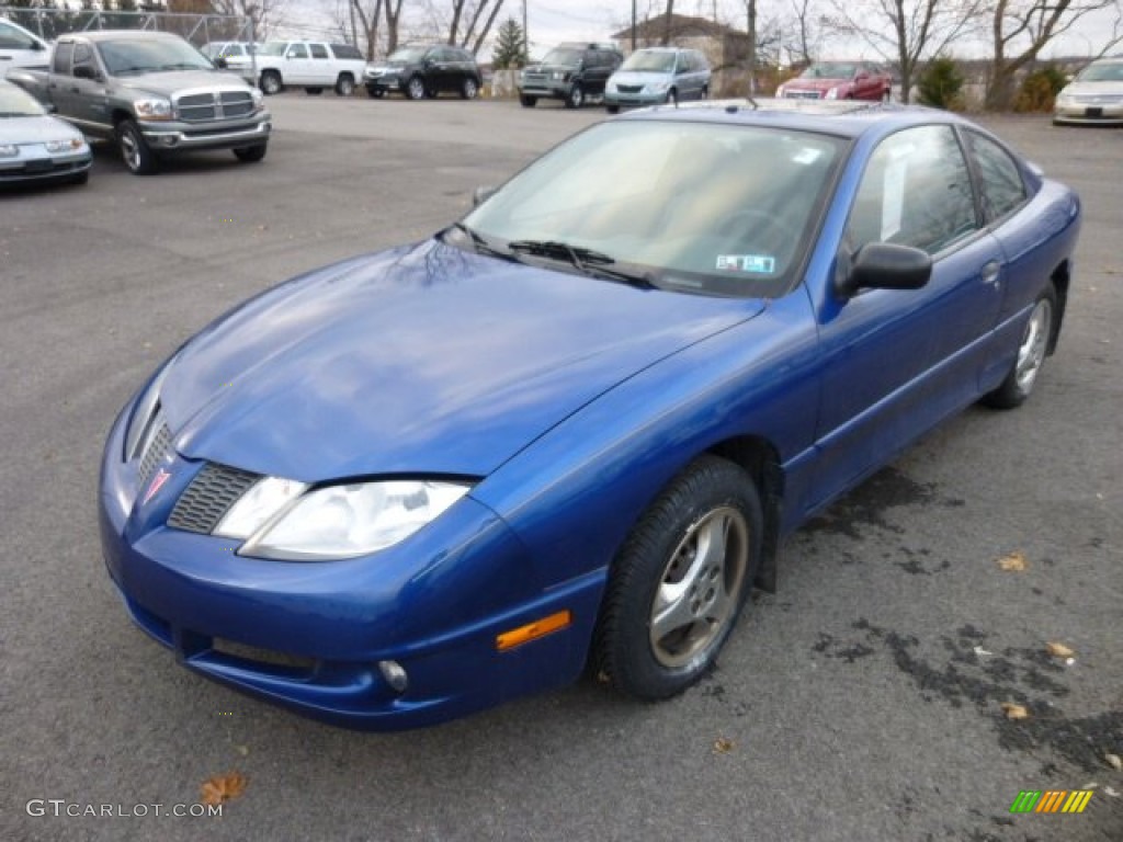 2005 Sunfire Coupe - Electric Blue Metallic / Graphite photo #2