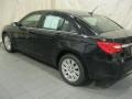 Black - 200 LX Sedan Photo No. 11