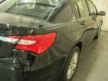 Black - 200 LX Sedan Photo No. 14