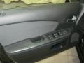 Black - 200 LX Sedan Photo No. 16