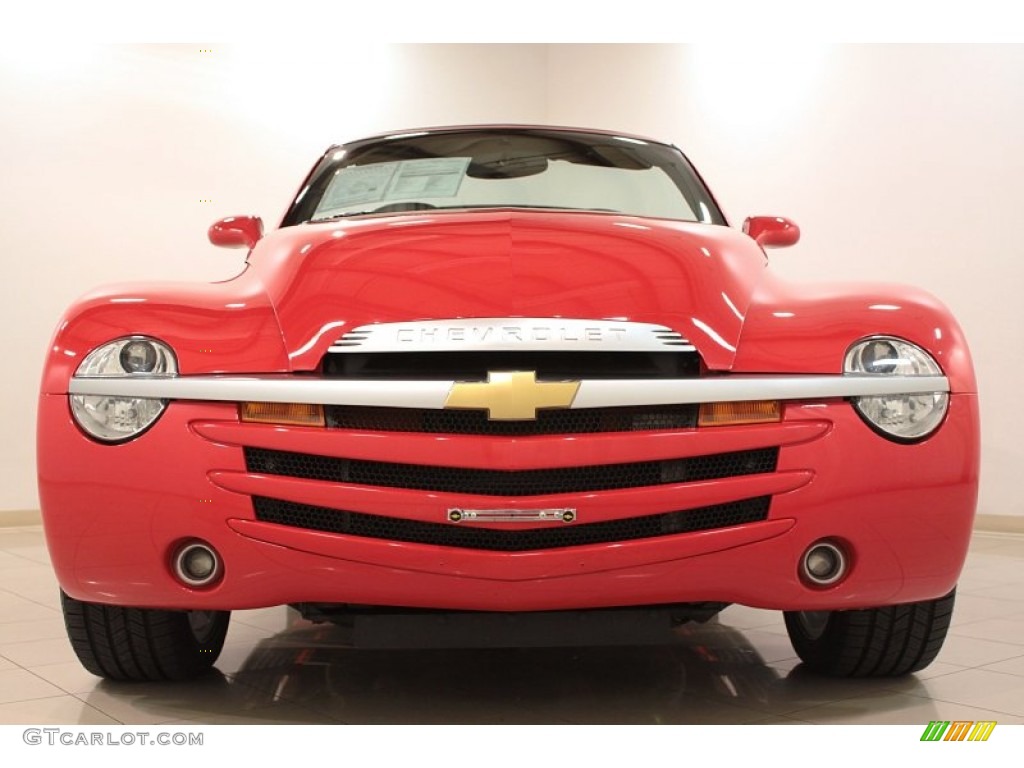 Redline Red 2004 Chevrolet SSR Standard SSR Model Exterior Photo #74387152