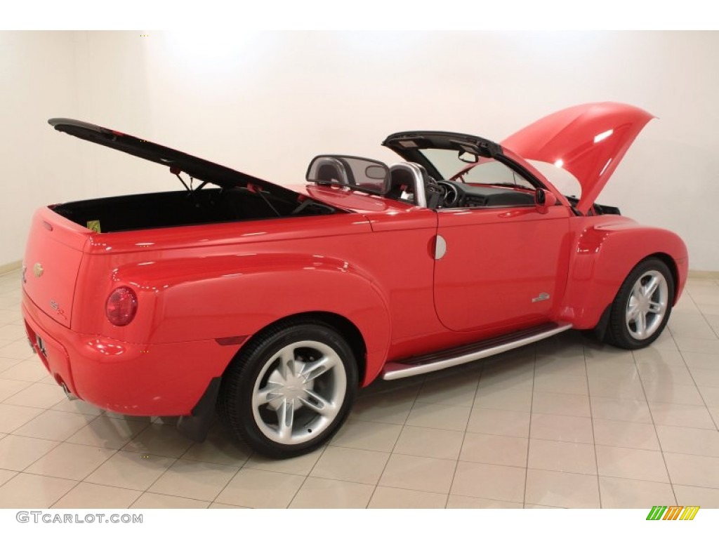 2004 SSR  - Redline Red / Ebony photo #19