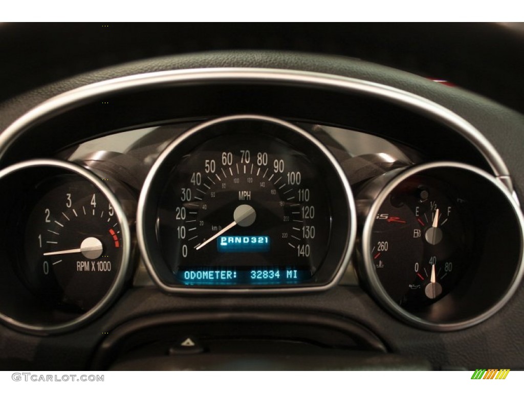 2004 Chevrolet SSR Standard SSR Model Gauges Photo #74387632