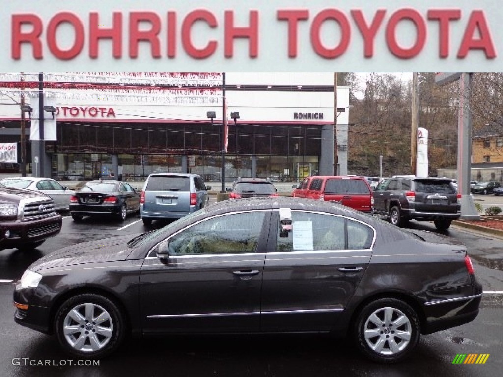 2006 Passat 2.0T Sedan - Mocha Brown / Pure Beige photo #1