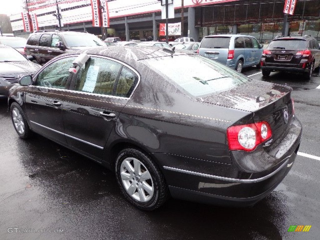 2006 Passat 2.0T Sedan - Mocha Brown / Pure Beige photo #10