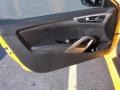 26.2 Yellow - Veloster  Photo No. 9