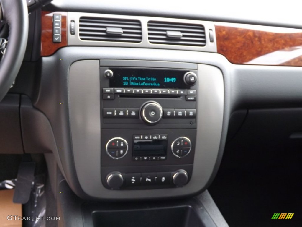 2013 GMC Sierra 1500 SLT Crew Cab Controls Photo #74390953