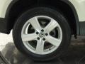 Candy White - Tiguan SE Photo No. 5