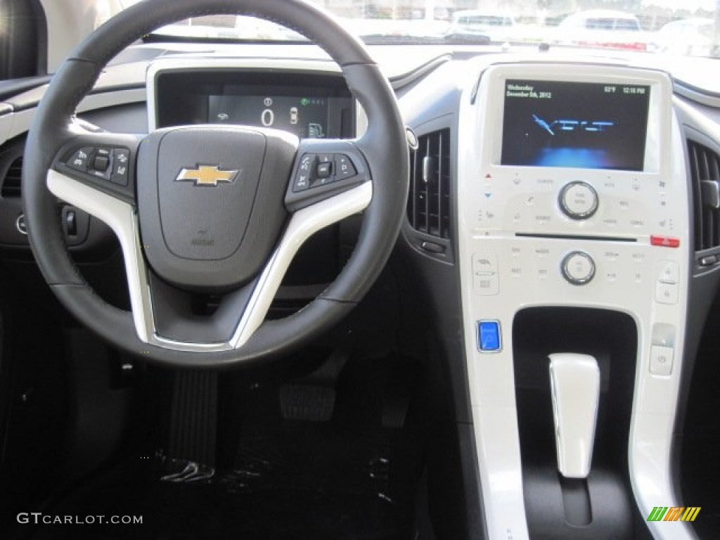 2013 Chevrolet Volt Standard Volt Model Jet Black/Ceramic White Accents Dashboard Photo #74392759