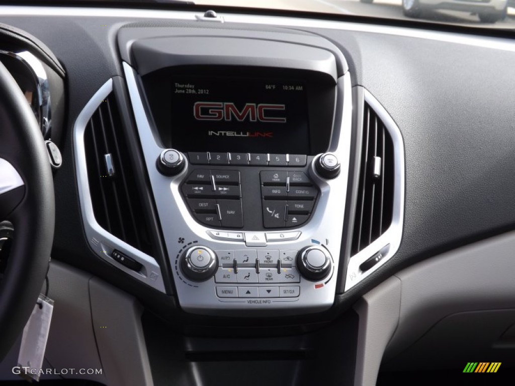 2013 GMC Terrain SLE Controls Photo #74393209